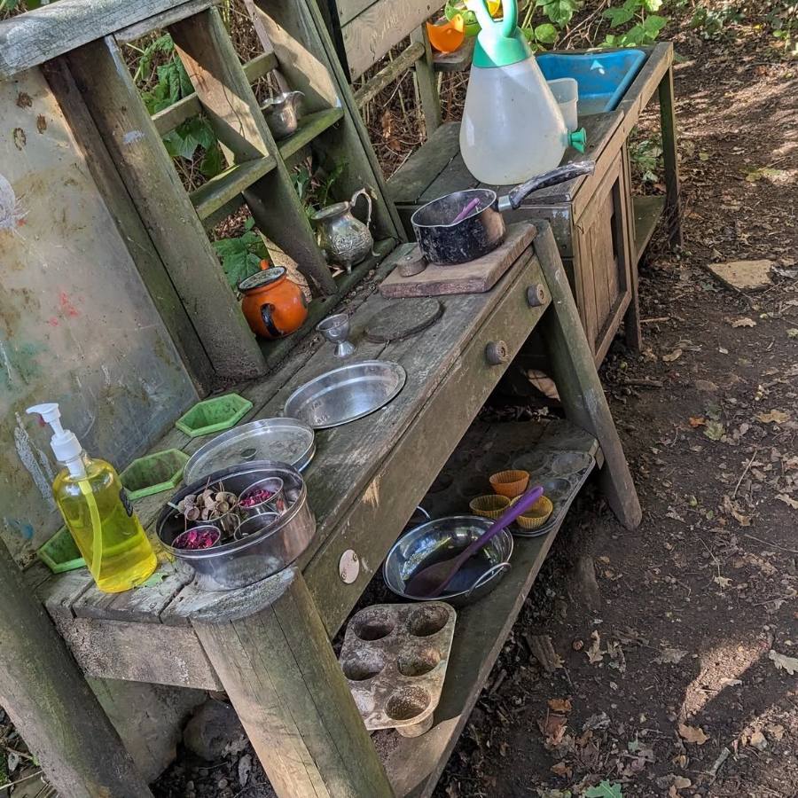 Mud kitchen bake-off